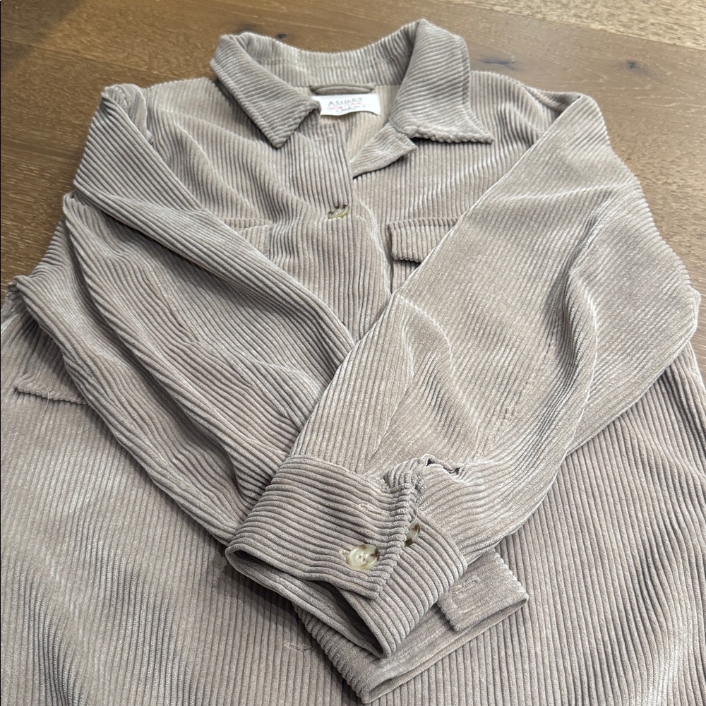 Ashley Utility Collection Corduroy Shirt Jacket | Taupe – Size M - Picture 6 of 6